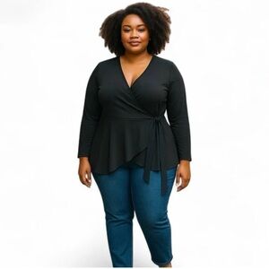 🍁Eloquii Classic Black Wrap Top